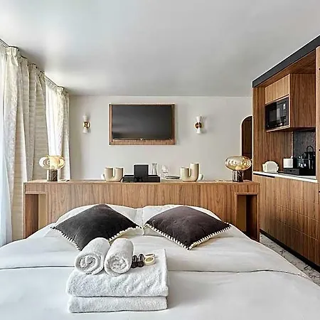 Magnificent And New Louvre - Palais Royal Appartement Parijs